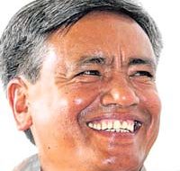 थोत्रो कम्युनिस्ट पार्टी बोकेर हिँडिरहेछौ