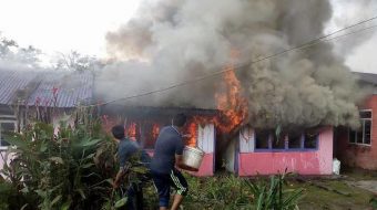 कुटिडाँडामा आगलागी हुँदा २० लाख बढीको क्षति