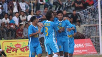 राष्ट्रिय खेलाडी सहित मैदान उत्रिएको आयोजक सेमीफाइनल प्रवेश