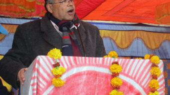 झलनाथ खनाल सवार गाडी नजिक बिष्फाेट