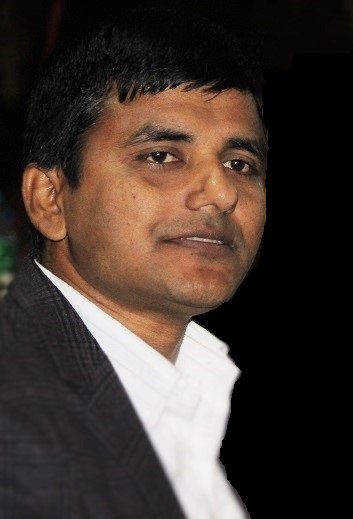 सोह्र डाक्टरको काम एक्लै भ्याउदै प्रभु शाह
