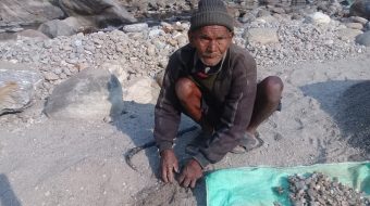 माइ खोलाको बगरमा बित्यो दोर्जेको जिवन