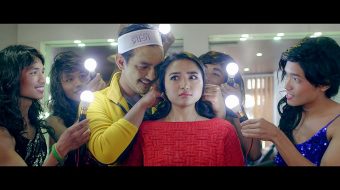 इलामे बिमलको गितमा एलिसा राईको फिगरले गंभिर घाइते (भिडियो सहित)