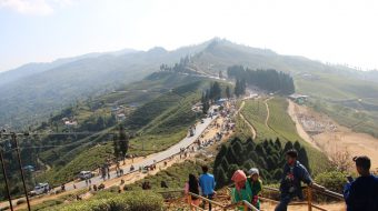 पर्यटकीय क्षेत्र कन्यामका फुटपाथ हटाउँदै