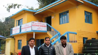 एक भवन तीन कार्यालय, कर्मचारीलाई बस्ने ठाउँनै पुग्दैन