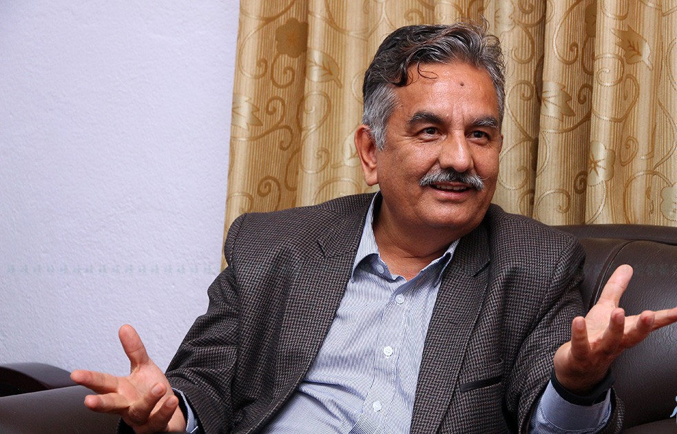 ‘हाम्रा नेताको दिमाग क्रान्ति गर्ने मात्र हो, देश बनाउने होइन’ : सुरेन्द्र पाण्डे