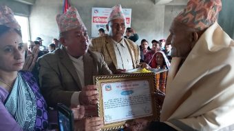 जेष्ठ नागरिकहरुलाई सम्मान गर्दै सन्दकपुरले संविधान दिवस मनायो