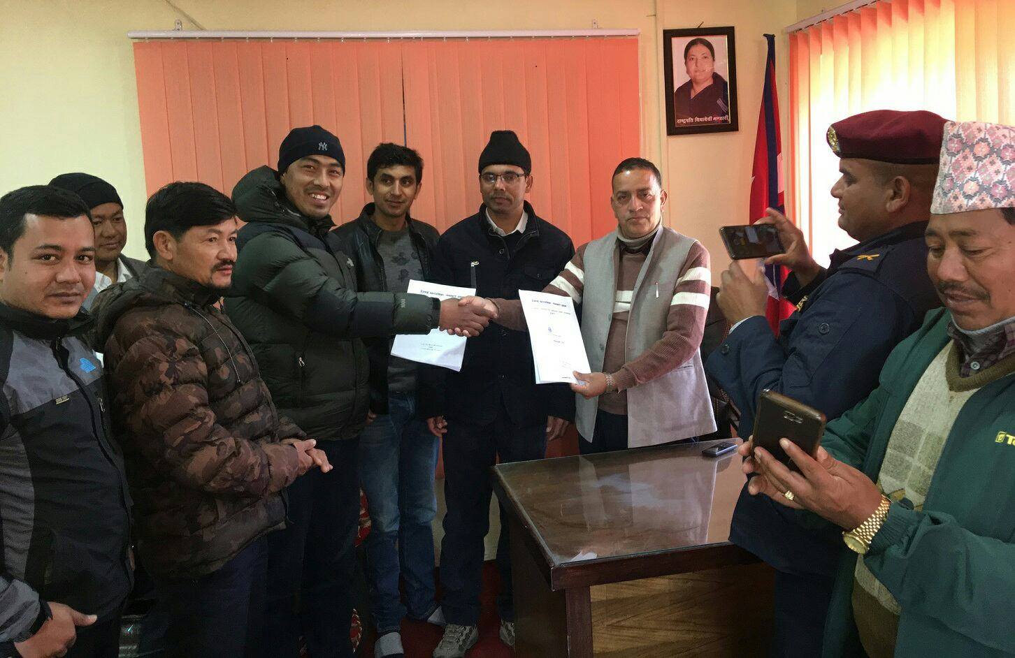देउमाईमा सिंचाई कार्यक्रम कार्यान्वयन गर्न हस्ताक्षर