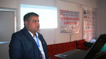 इलाममा २६ हजार बालबालिकालाई दादुरा-रुवेला खोप लगाइदै