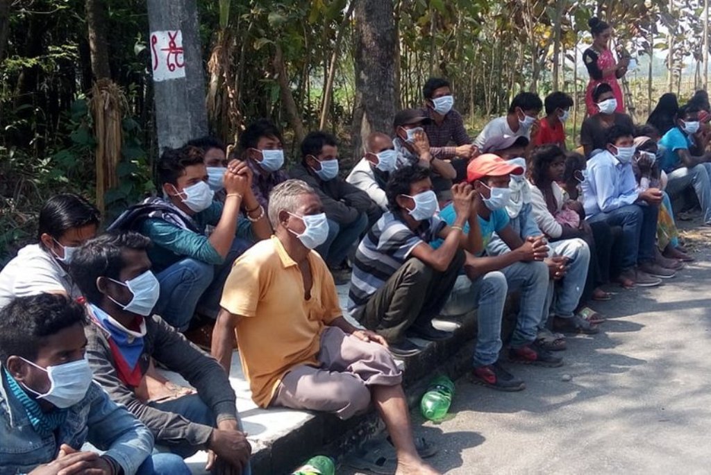 झापा फर्किएका ७१ मजदुरलाई होम क्वारेन्टाइनमा बस्न निर्देशन