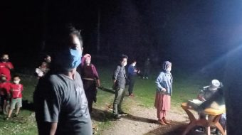 बिपतमा परेका आफ्ना नगरबासीलाई उद्धार गर्दै माई नगरपालिका
