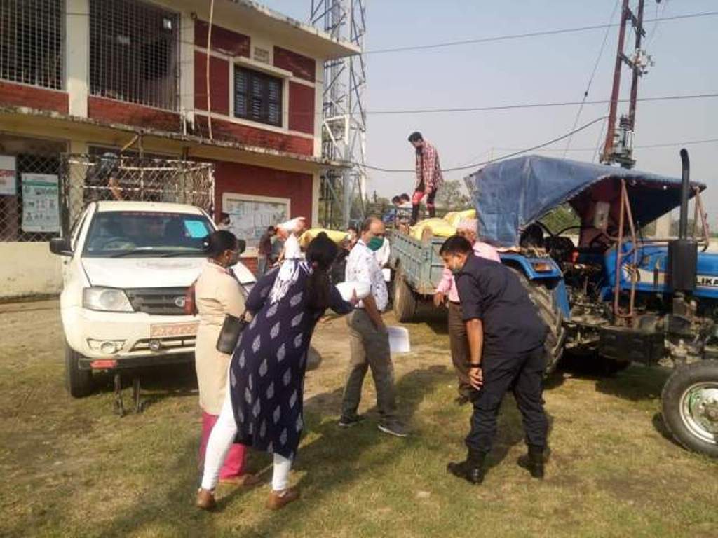 आठ सय विपन्न परिवारलाई चुलाचुली गाउँपालिकाको खाध्यान्न राहत