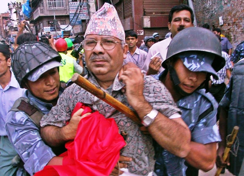 लोकतन्त्र दिवस : लोकतान्त्रिक शासन, अलोकतान्त्रिक अभ्यास
