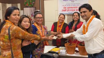 पत्रकार तिर्थ सिग्देलद्धारा नारी संचार गृह झापालाई आर्थिक सहयोग