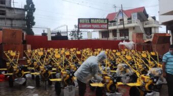 सूर्योदय नगरपालिकाद्धारा किसान र सहकारीलाई अनुदानमा हाते ट्रयाक्टर