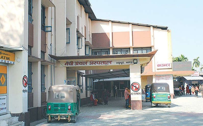 मेची अस्पतालमा जनशक्ति अभाव, बिरामीलाई सास्ती