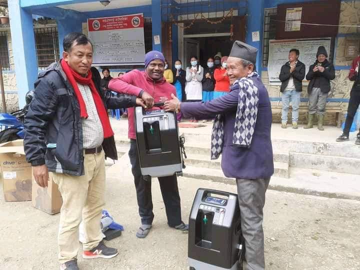 प्राथमिक स्वास्थ्य केन्द्रलाई ५ लाख बराबरको उपकरण