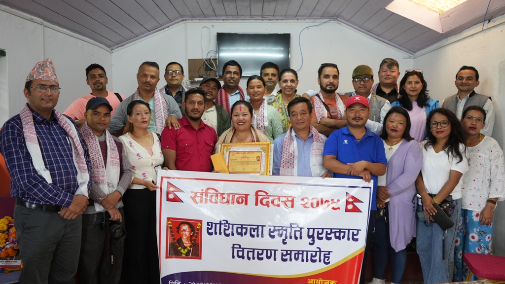 ‘शशिकला स्मृति पुरस्कार’बाट पत्रकार रीता राराहाङ पुरस्कृत (फोटो फिचर)