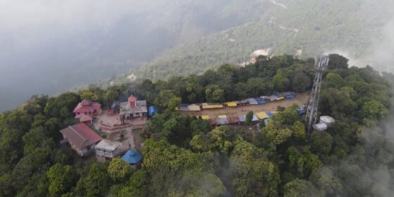 इलामको सानी पाथिभरामा भक्तजन र पर्यटकको आवागमन बढ्यो