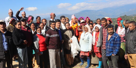 चिया मजदुरलाई प्रदेश सांसदको आश्वासन, तपाईँहरूको मुद्दामा म सँगै छु