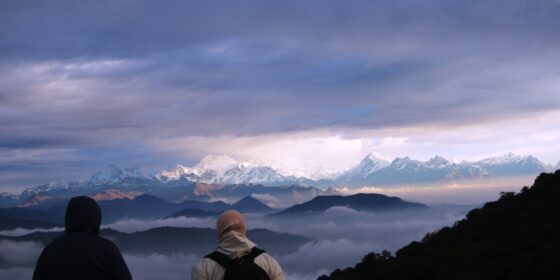 हिमाली दृश्य र प्राकृतिक सुन्दरताको दृश्यमा रम्न माइजोगमाईको तुम्लिङ (फोटो पिचर)