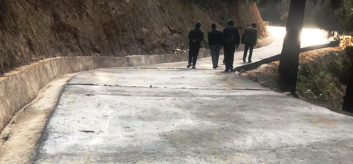 पशुपतिनगर–मानेभञ्ज्याङ सडक बनेपछि स्थानीयलाई सुविधा