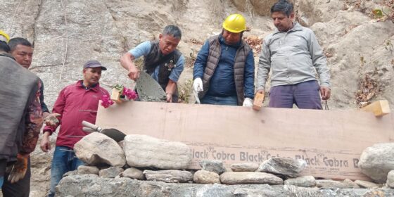 माङसेबुङको एउटै वडामा सवा दुई करोडको सिचाईं कूलो निर्माण हुँदै
