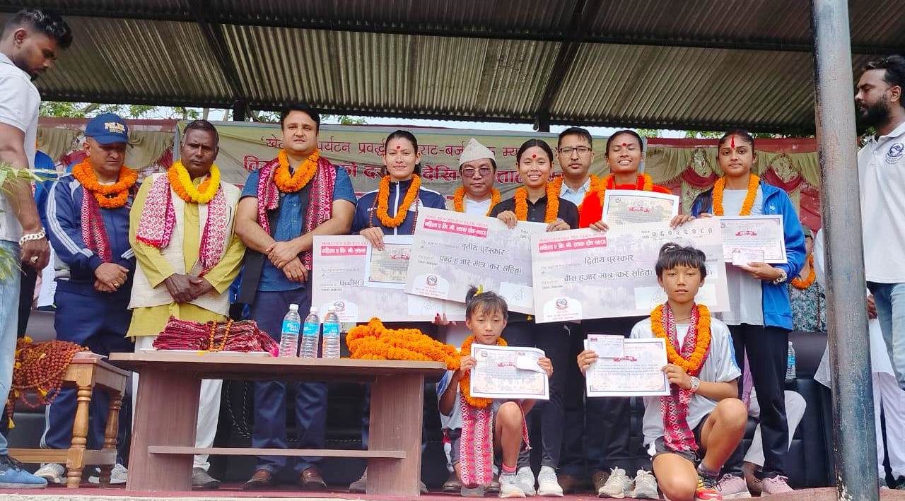 पर्यटन प्रवद्र्धनका लागि विराट–बर्जु हाफ म्याराथन : च्याम्पियन बने नरेन्द्र र रेखा