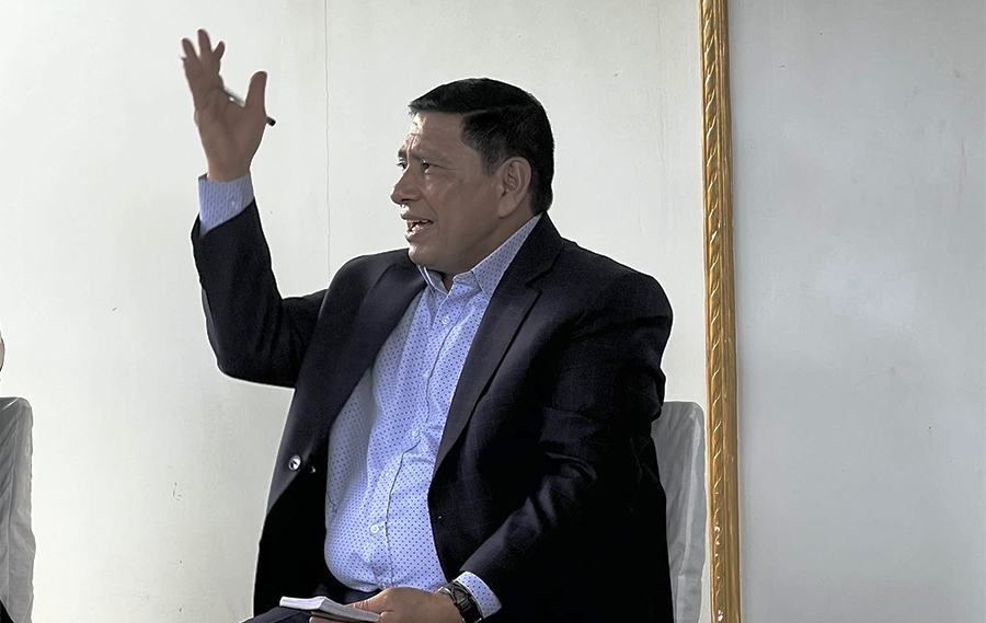 ललिता निवासबारे नारायणकाजी भन्छन् :  कुनै व्यक्तिलाई पक्रिने कि नपक्रिने भनेर सोध्नुपर्दैन, अगाडि बढ्नुस्