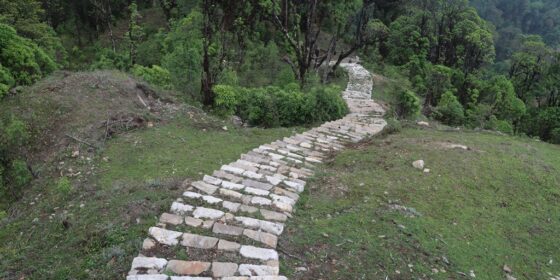 पदमार्गले जोडियो पर्यटकीय क्षेत्र छिन्टापु सन्दकपुर (तस्बिरहरु) 