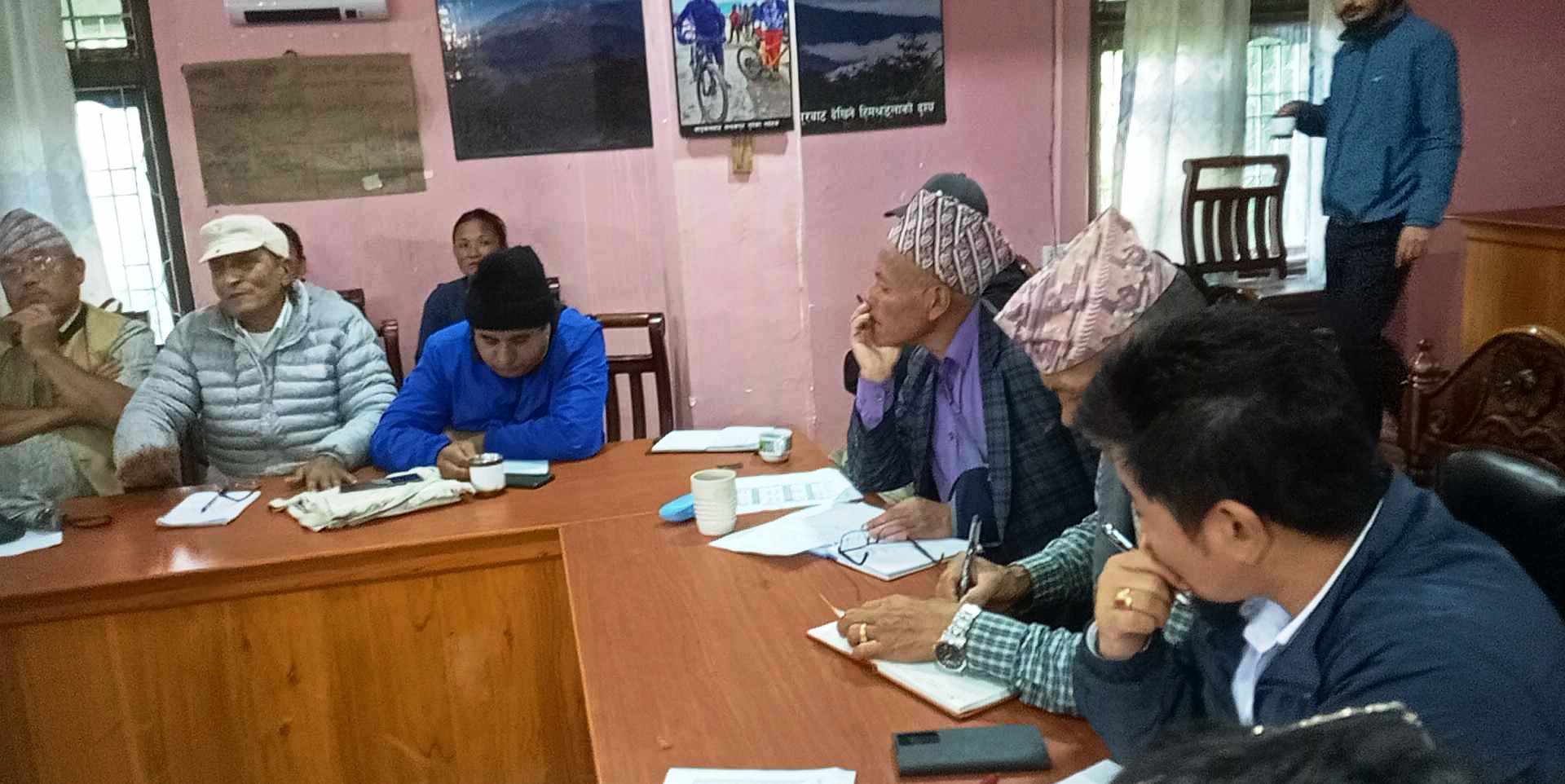 करको दर हैन दायरा वृद्धि गर्न सन्दकपुर गाउँपालिकामा व्यवसायीको सुझाव