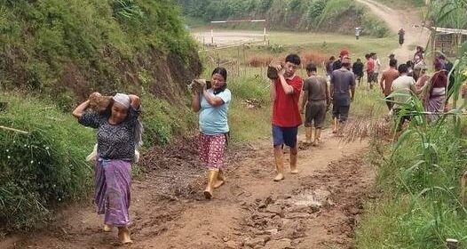 गाउँ आफै बनाउँदै  सन्दकपुर ४ माबुमा स्वयसेवी टोल विकास संस्था (तस्बिरहरु) 
