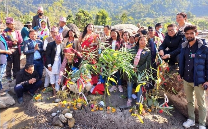 उधौली पर्व मनाउँदै किरात समुदाय