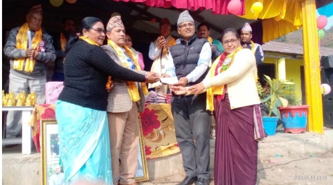 छोराको स्मृतिमा कन्काई माविमा पुर्वशिक्षक कार्की दम्पतीद्वारा पाँच लाखको अक्षयकोष स्थापना