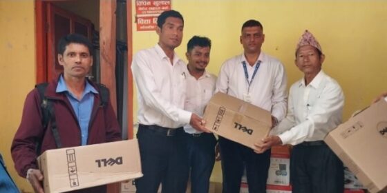 माङसेबुङ गाउँपालिकाले दियो नौ विद्यालयलाई कम्प्युटर र प्रिन्टर