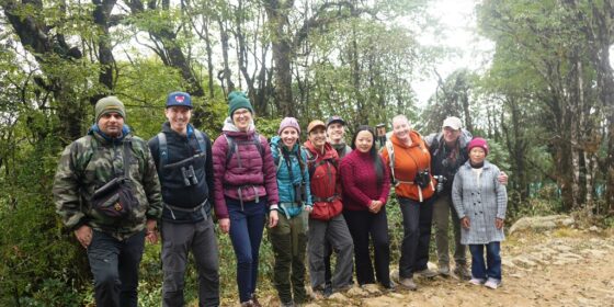 रेडपाण्डा अवलोकनका लागि सन्दकपुरका गाउँमा युरोपका पर्यटक (तस्बिरहरु)