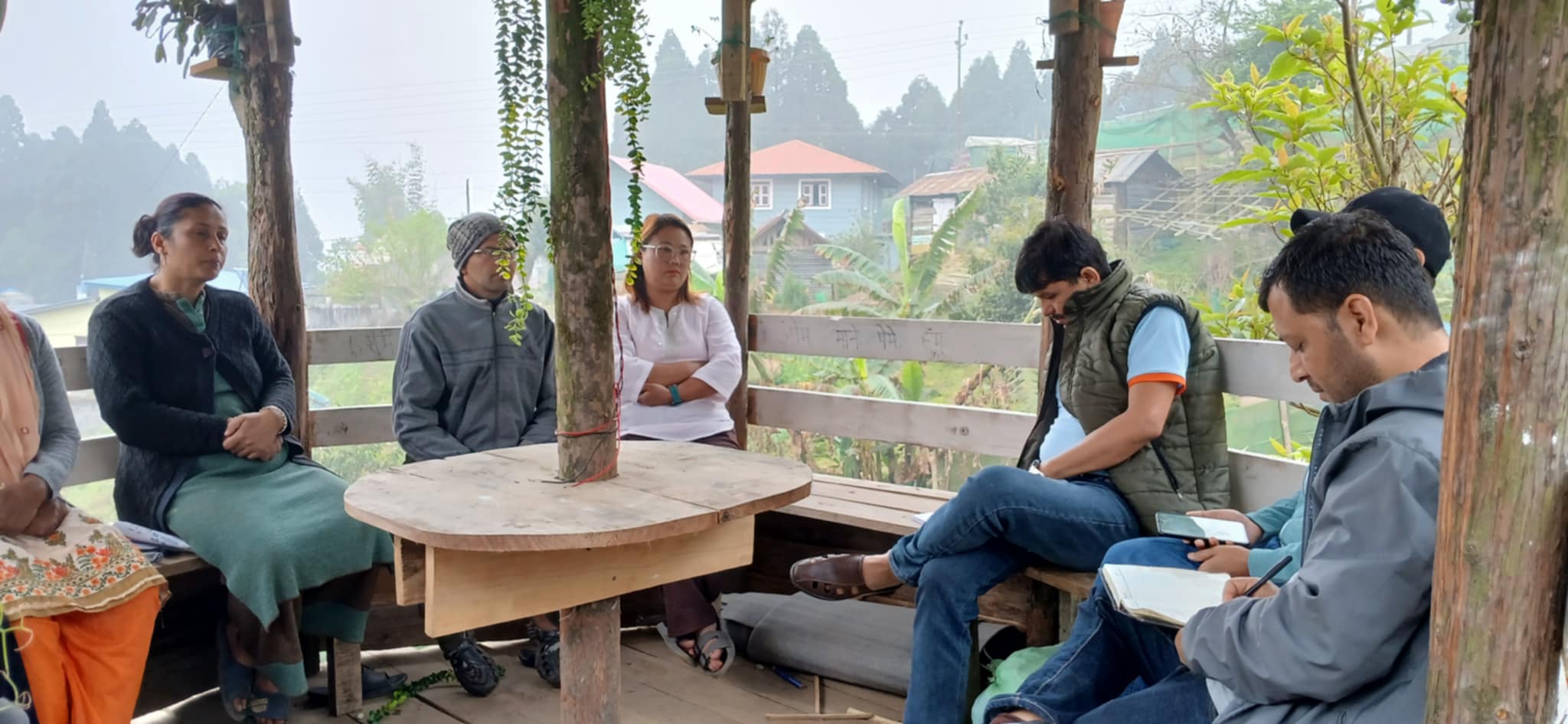 महिलाले चलाएको करफोक खलंगा सामुदायिक होमस्टेः मिलेर उत्पादन गर्छन्, बाँडेर खान्छन्