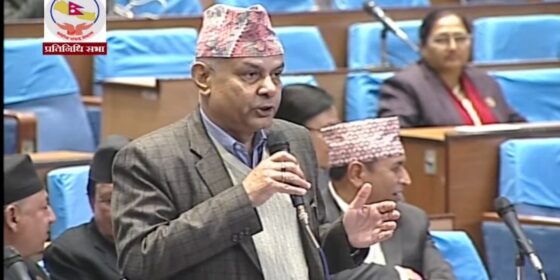 रक्सीको बोतल चोर्ने कुन सहमहामन्त्रीको छोरा हो प्रमाणित गर्न कांग्रेसको चेतावनी
