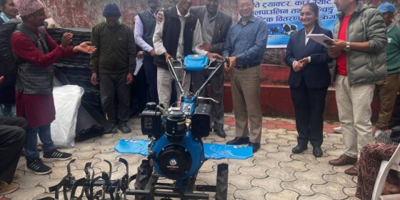 सूर्योदयका ५५५ जना किसानलाई कृषि सामग्री वितरण (तस्बिर )