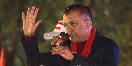 कांग्रेसमा कोही बा छैन, बोल्न छाड्दैनौं : गगन थापा