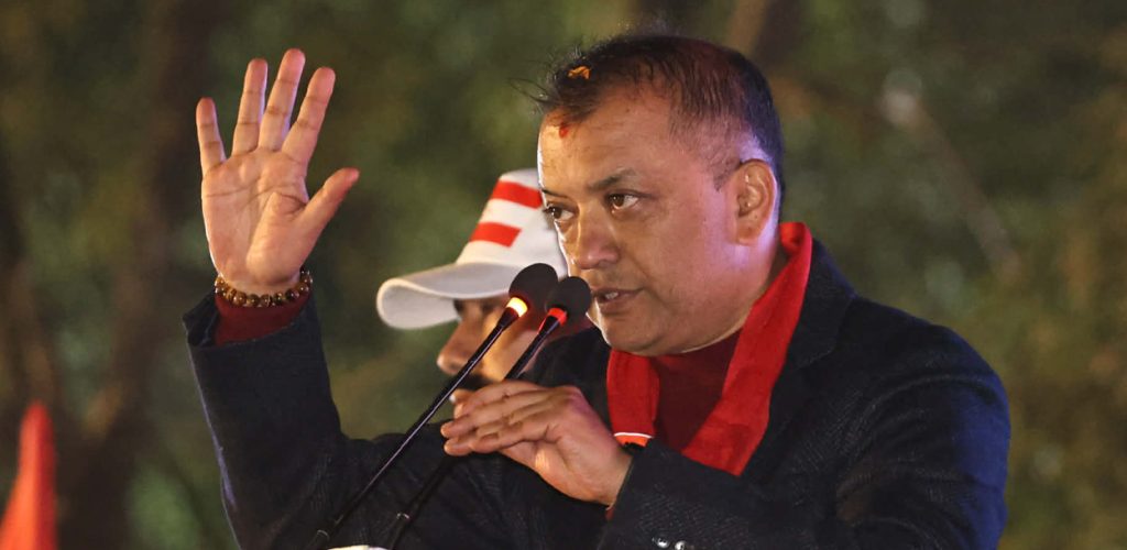 कांग्रेसमा कोही बा छैन, बोल्न छाड्दैनौं : गगन थापा