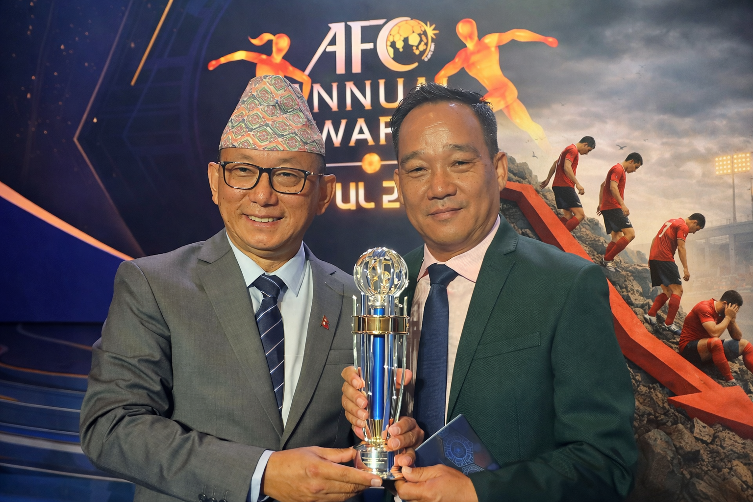 नेपाली फुटबल ओरालो, महासचिवको तलब उकालो