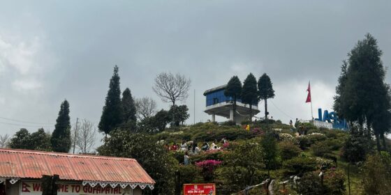 नयाँ वर्षमा पशुपतिनगर–गुफापातालमा पर्यटकको चाप (फोटो फिचर)