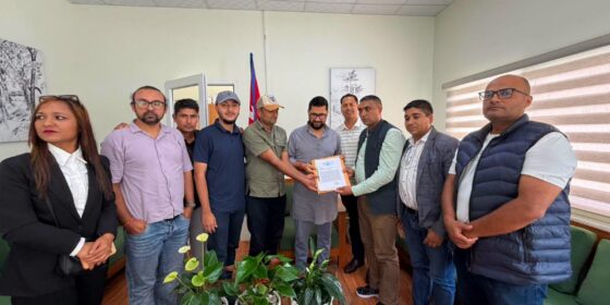 रास्वपा इलामका विपद् समस्या र पार्टी सुदृढीकरणबारे रास्वपाको सभापति लामिछानेसँग छलफल