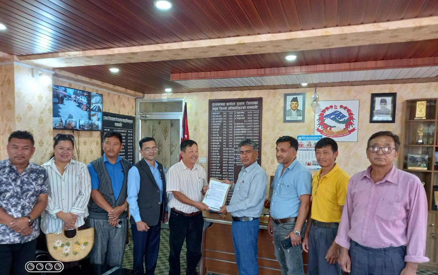 भोटेकोशी बाढीपीडितका लागि इलामका इसाई समुदायबाट १० लाख ४८ हजारभन्दा बढी राहत संकलन