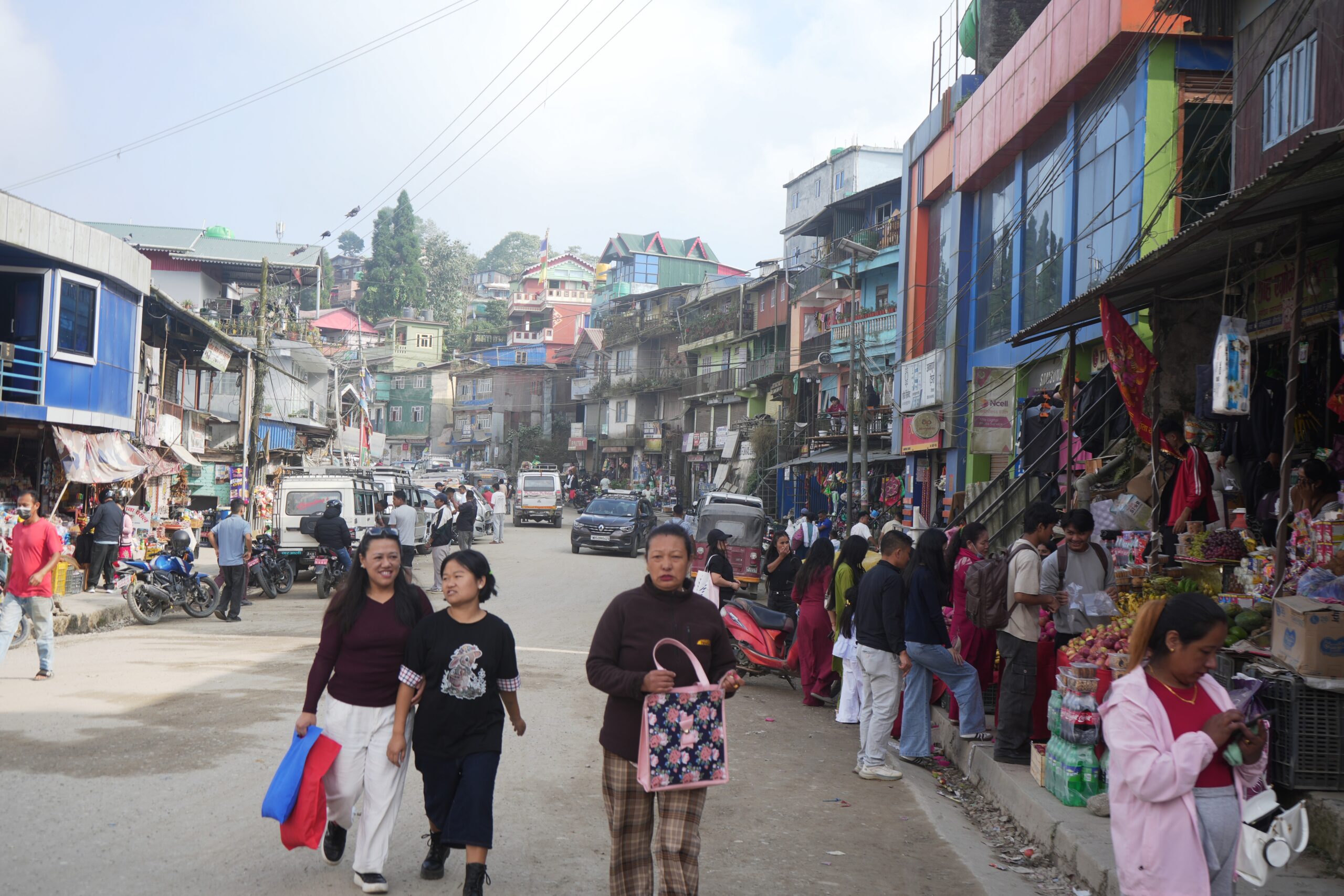 फिक्कल बजारमा दशैँको चहलपहल (तस्बिरहरु)